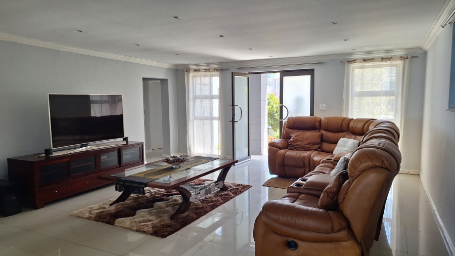4 Bedroom Property for Sale in Gonubie Eastern Cape